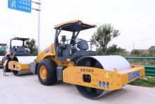 XCMG Official 16 ton vibratory road roller XS163J single drum road roller machine for sale